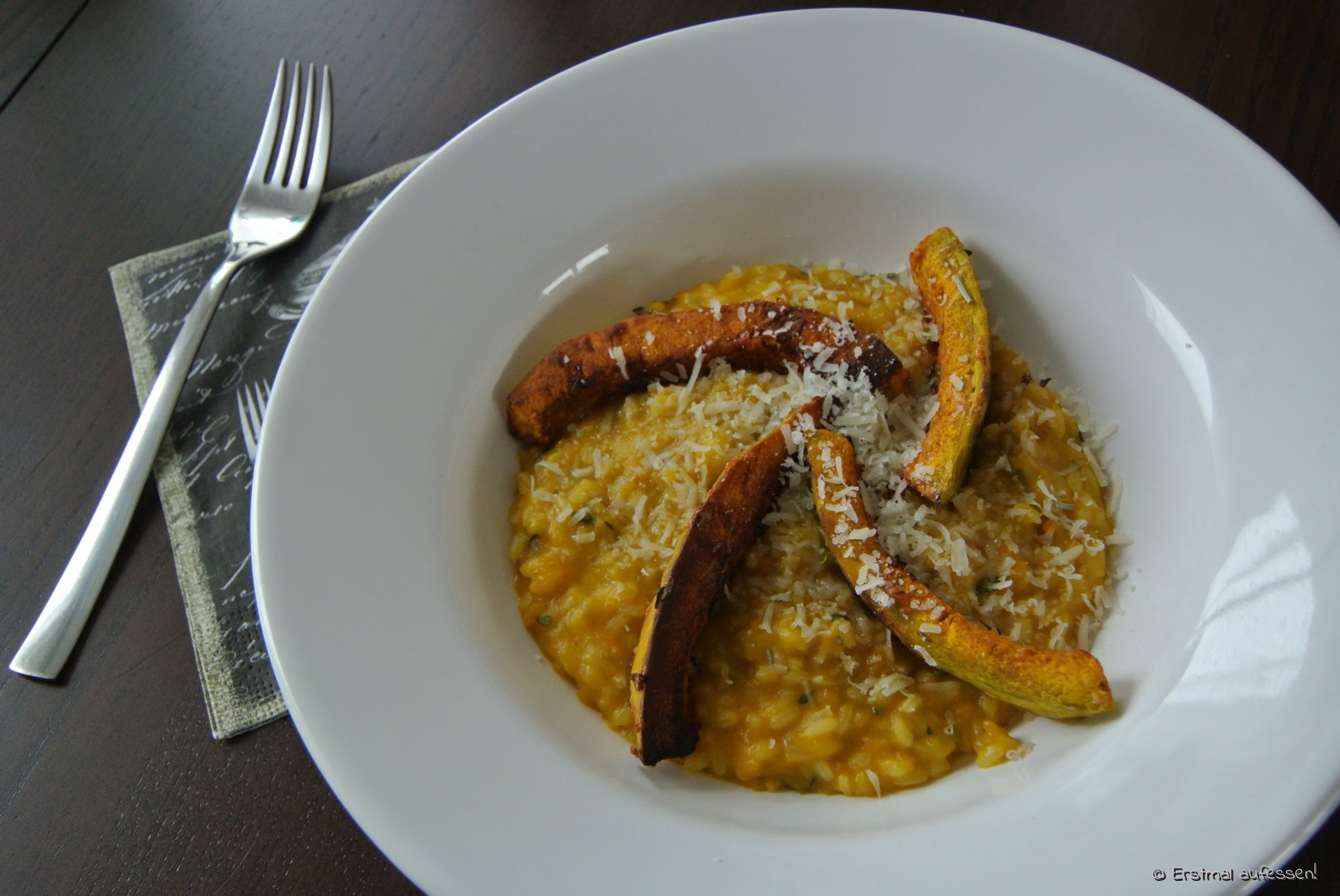 Kürbisrisotto mit Kürbisspalten aus dem Rohr – Erstmal aufessen!