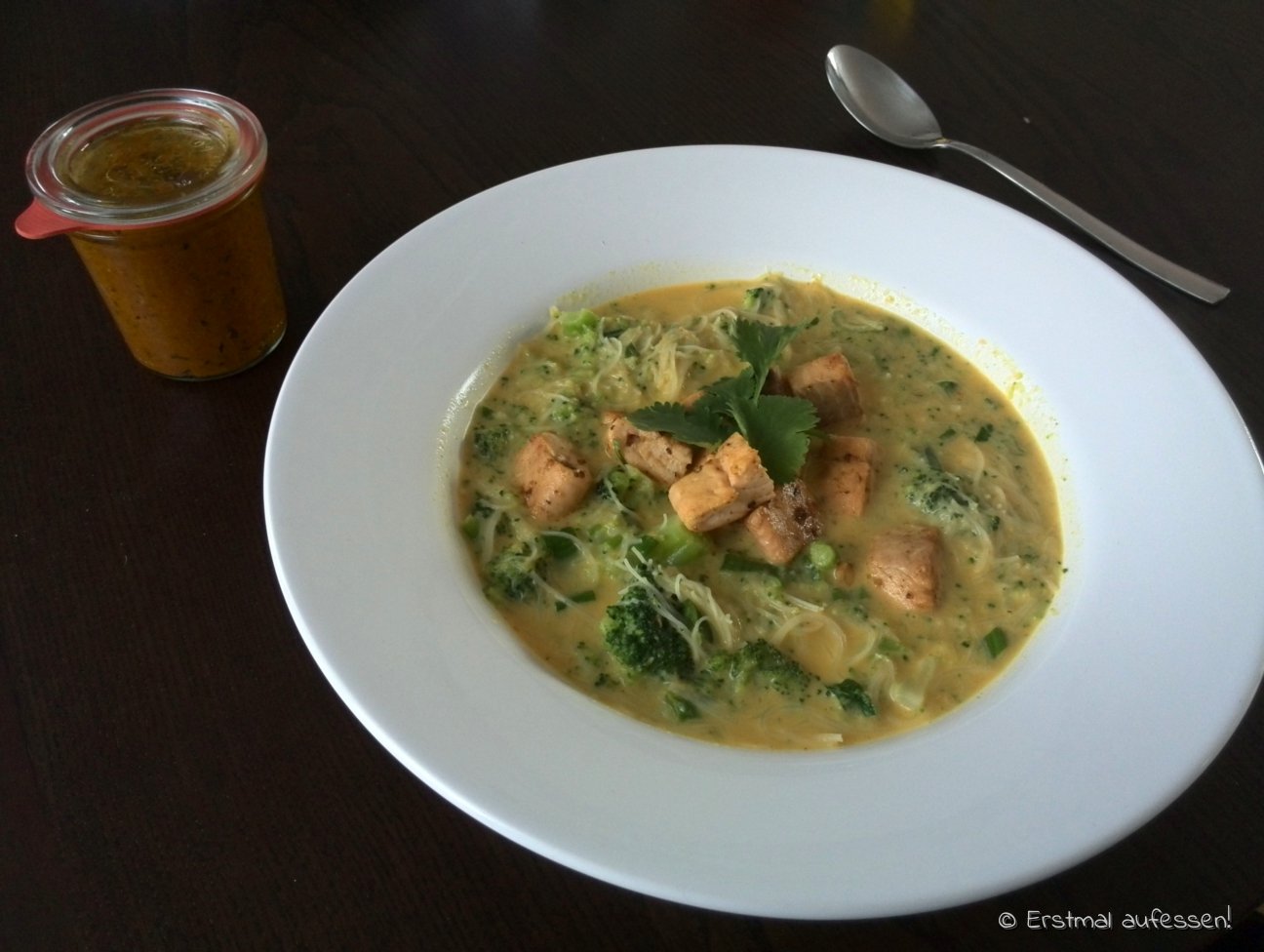 Scharfe Currysuppe – Erstmal aufessen!