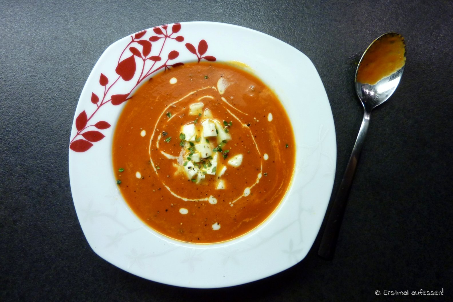Tomatencremesuppe – Erstmal aufessen!